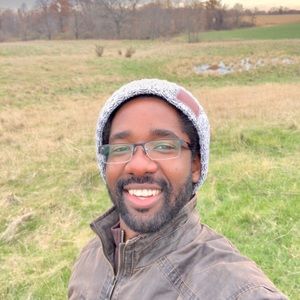 Meet your Posher, Laurence